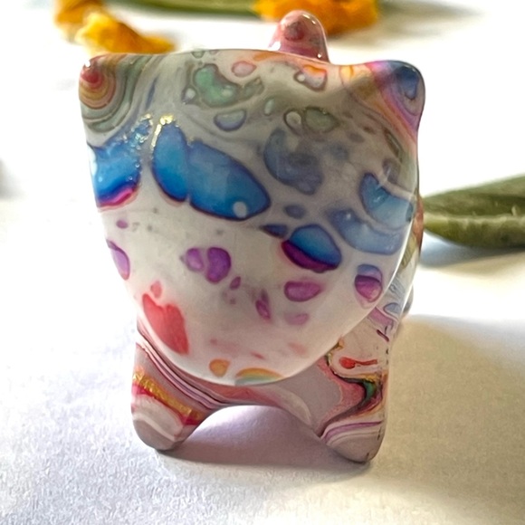 Daqi (or Chinese Lacquer) Dog Craving Hand Made From Sandalwood - Picture 4 of 8